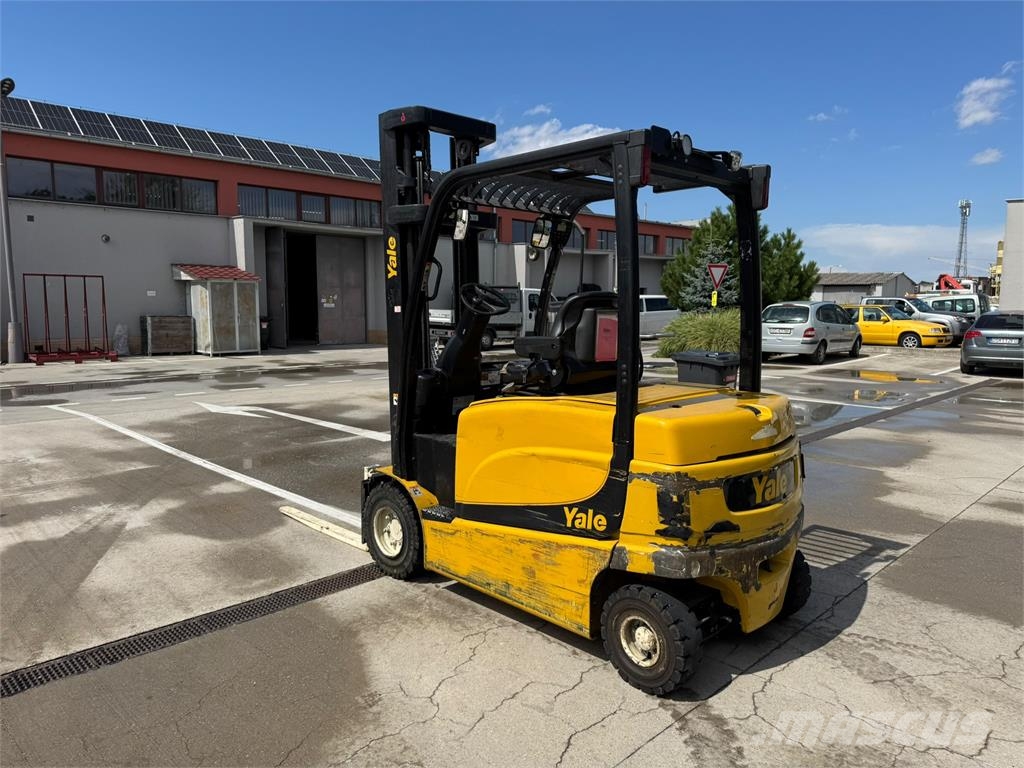 Yale ERP25 Wózki elektryczne