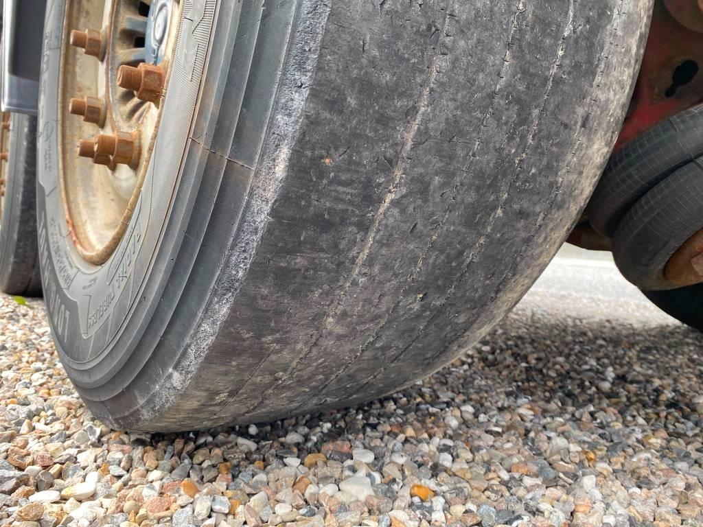 AMT 4 akslet 91 m3 walking floor trailer أنصاف المقطورات ذات سطح متحرك