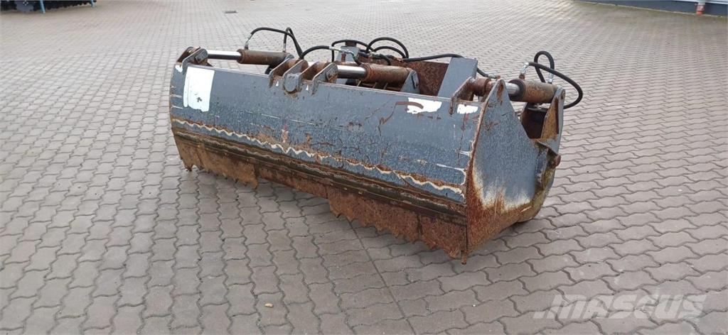 Manitou m. Manitou-Aufnahme Lantbruk - Övrigt