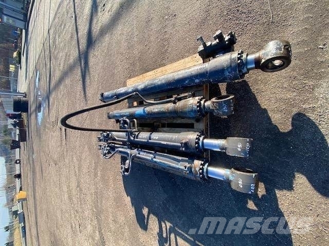 Volvo EC 240 B USED HYDRAULIC CYLINDER Hydraulics