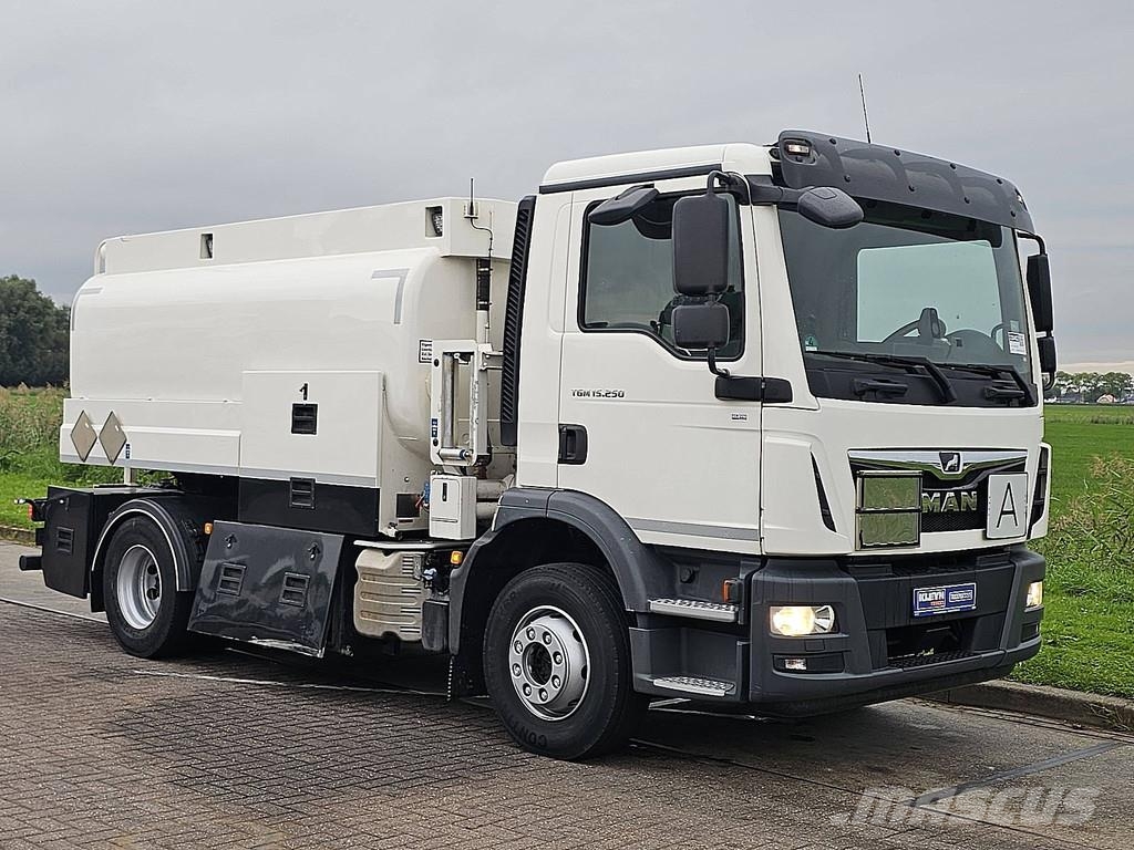 MAN 15.250 TGM 9000LTR FUEL +PUMP Tankwagen