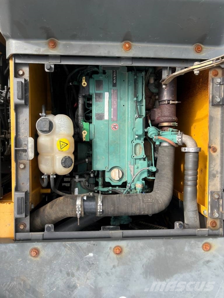 Volvo EC220EL LONG Excavadoras de cadenas