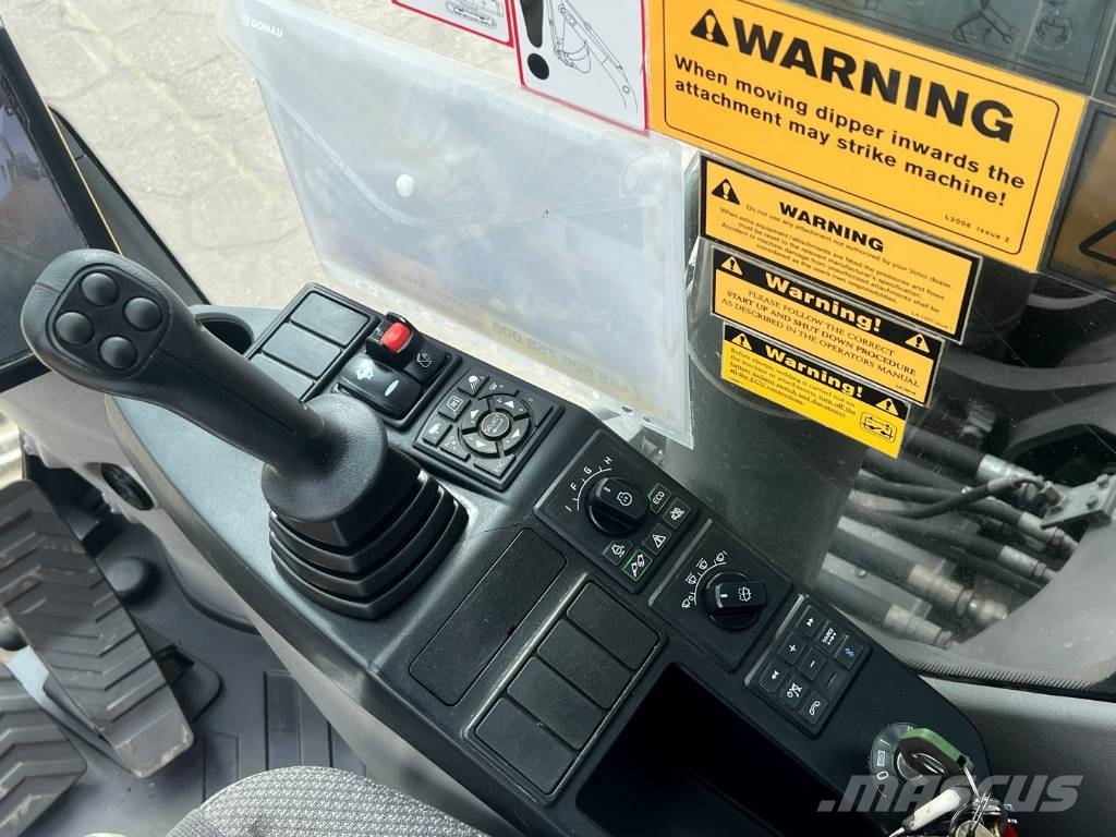 Volvo EC220EL LONG Excavadoras de cadenas