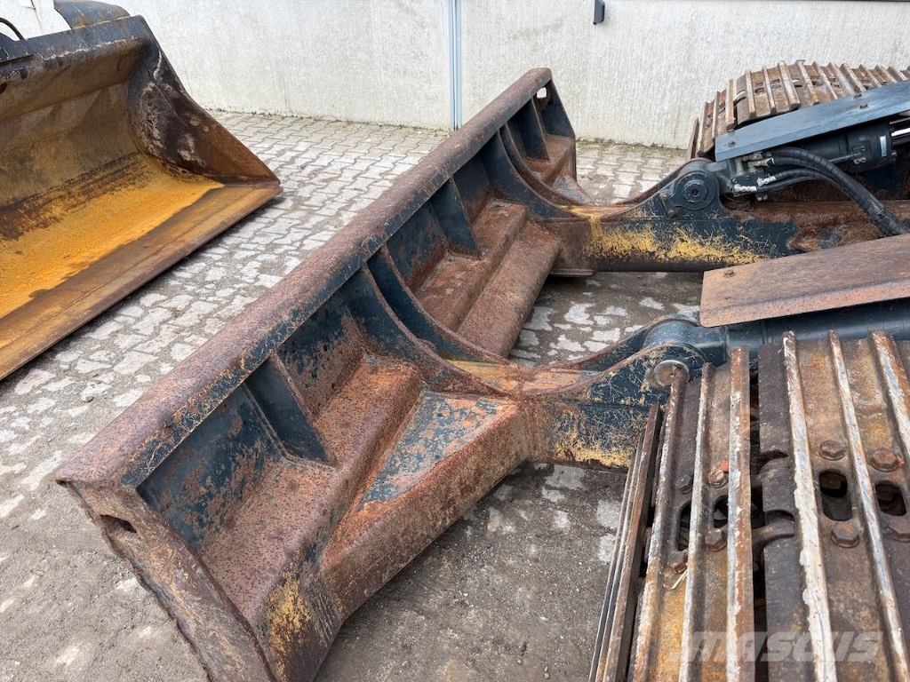 Hyundai HX 235 LCR - HX 235 - HX235LCR Bagri goseničarji