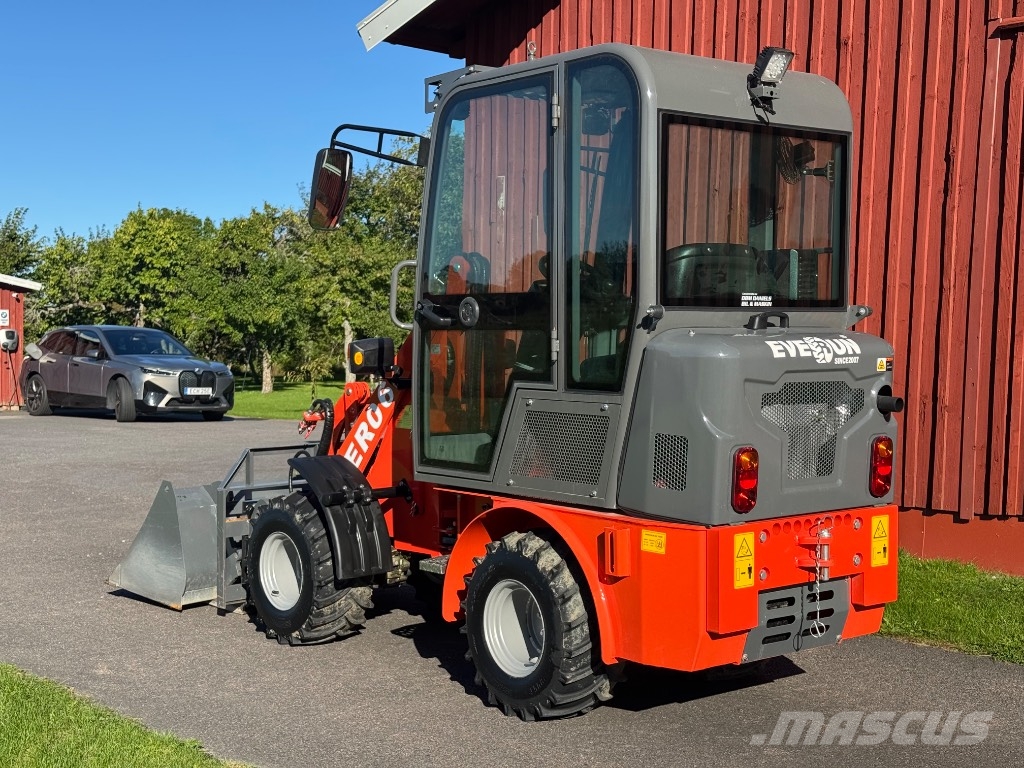 Everun ER 06 - 4x4 - Kubota 26hk - Steg5 Schrankladers
