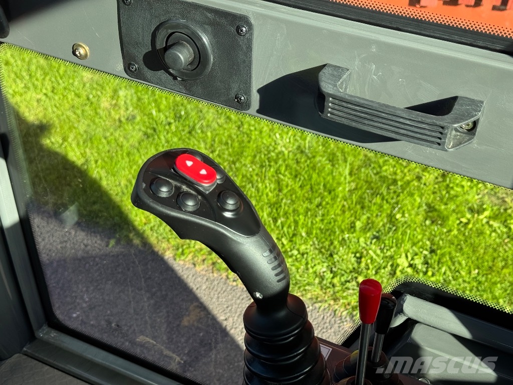 Everun ER 06 - 4x4 - Kubota 26hk - Steg5 Schrankladers