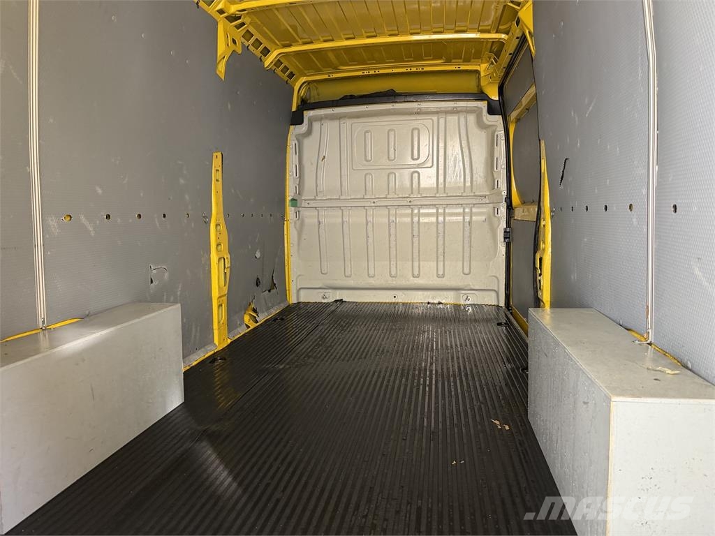 Peugeot Boxer VIN 429 Dostavna vozila / kombiji