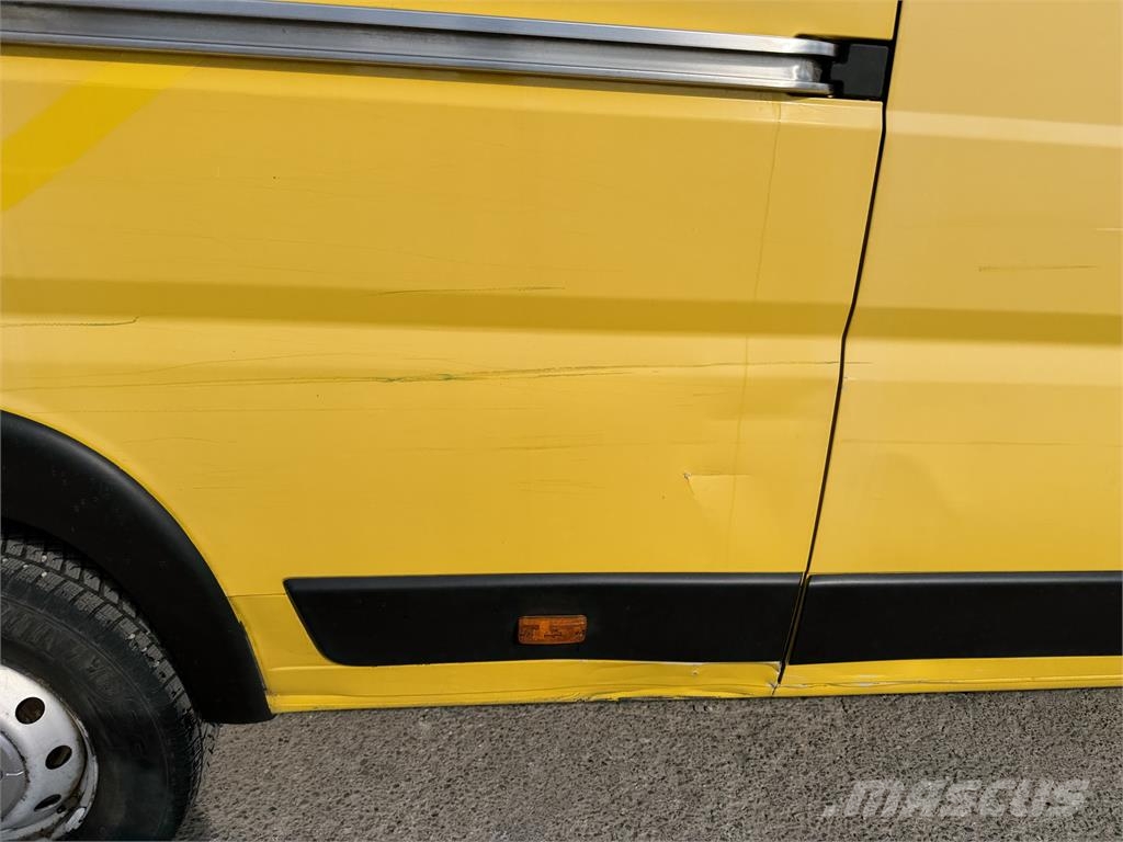 Peugeot Boxer VIN 429 Dostavna vozila / kombiji
