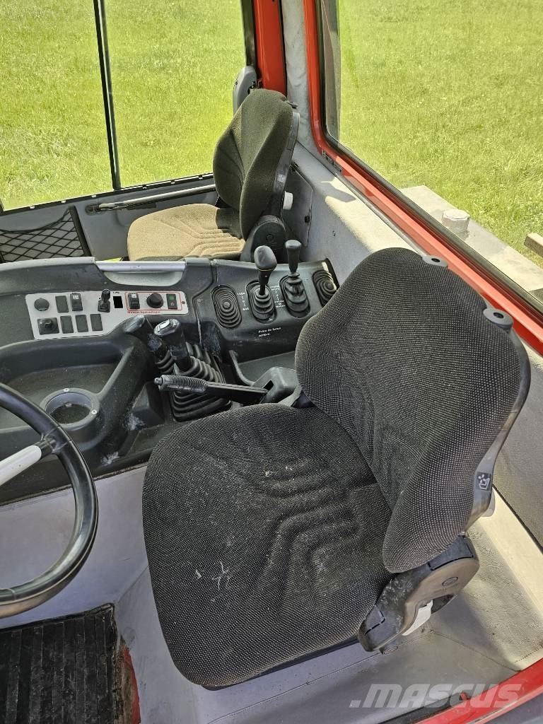 Lindner unitrac model L82 2012r Tractoren