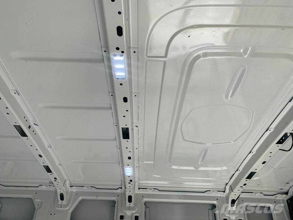 MAN TGE 3.140 2.0Tdi 1er Main endommagé Sanduk kombiji