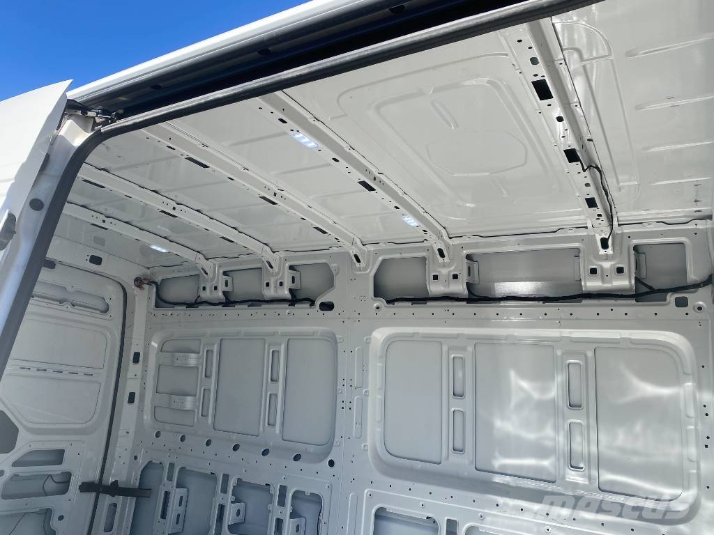 MAN TGE 3.140 2.0Tdi 1er Main endommagé Sanduk kombiji