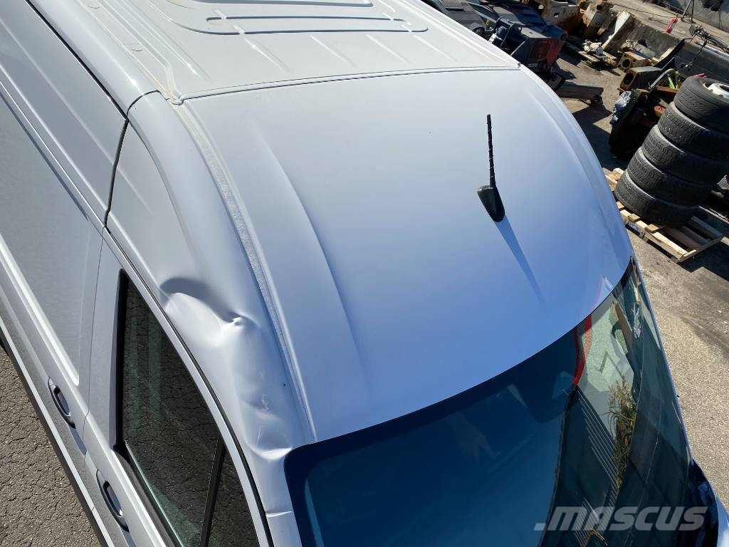 MAN TGE 3.140 2.0Tdi 1er Main endommagé Sanduk kombiji