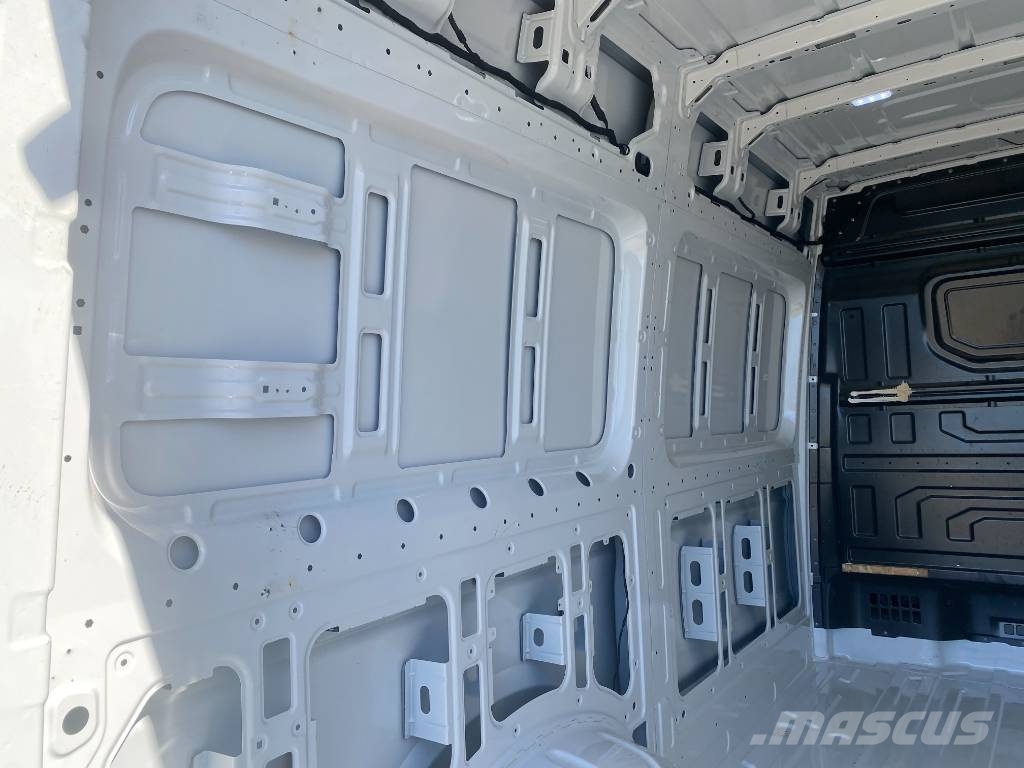 MAN TGE 3.140 2.0Tdi 1er Main endommagé Sanduk kombiji