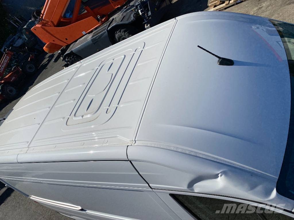 MAN TGE 3.140 2.0Tdi 1er Main endommagé Sanduk kombiji