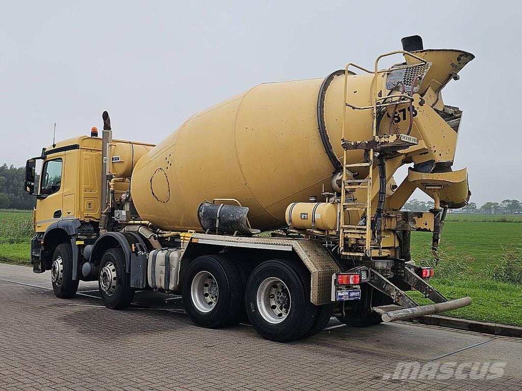 Mercedes-Benz AROCS 3240 混凝土車