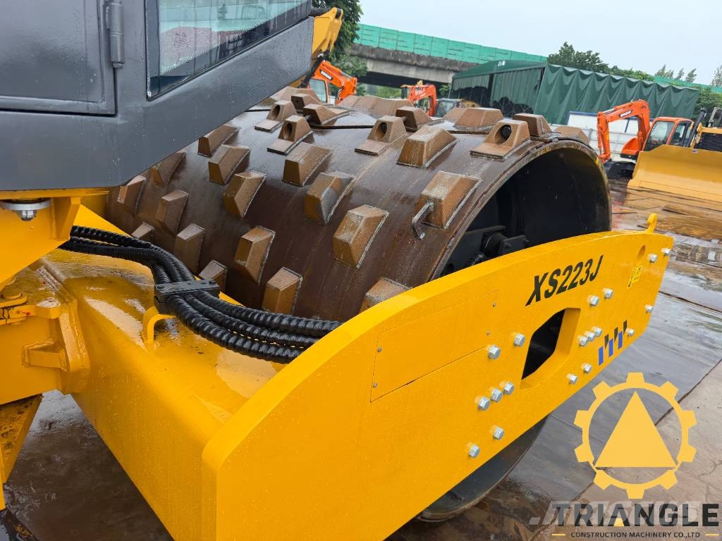 XCMG XS 223 J Walzenzüge