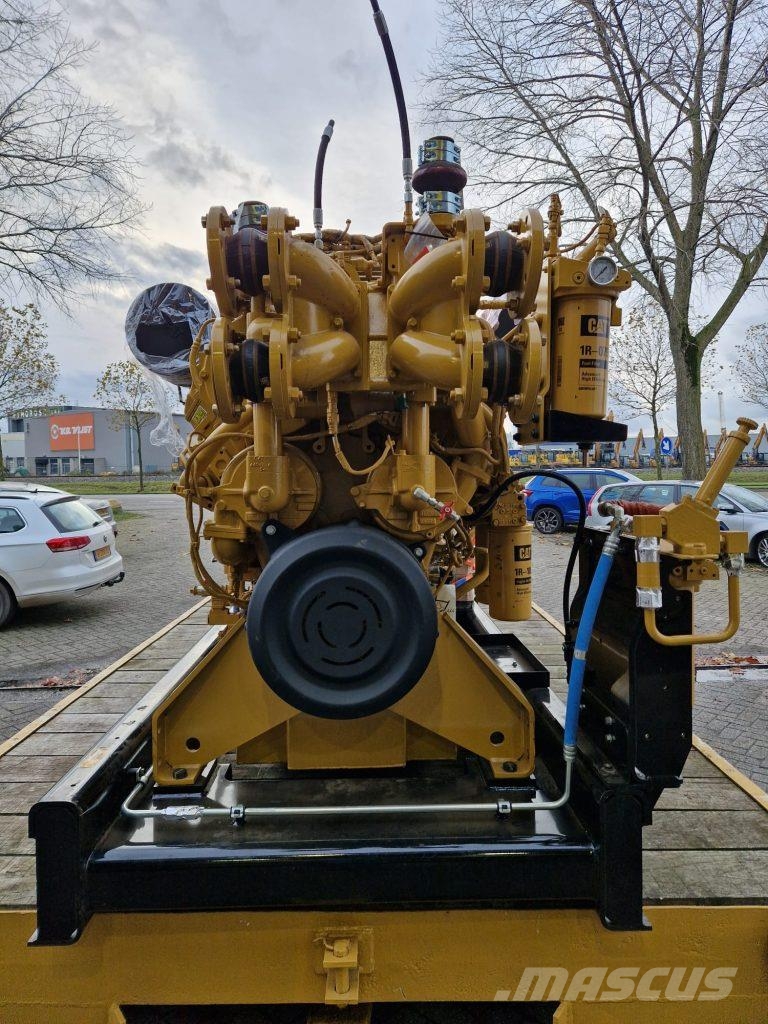 CAT C32 Marine auxiliary engines