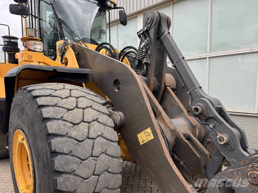 Volvo L 220 H Kolesni nakladalci