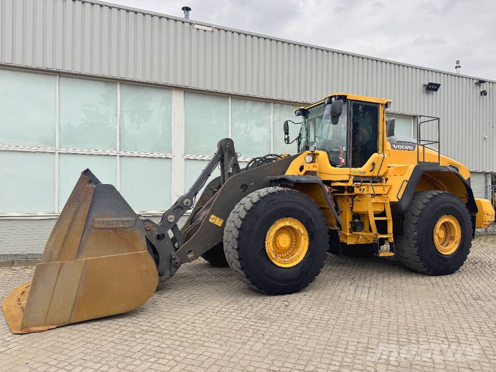 Volvo L 220 H Kolesni nakladalci