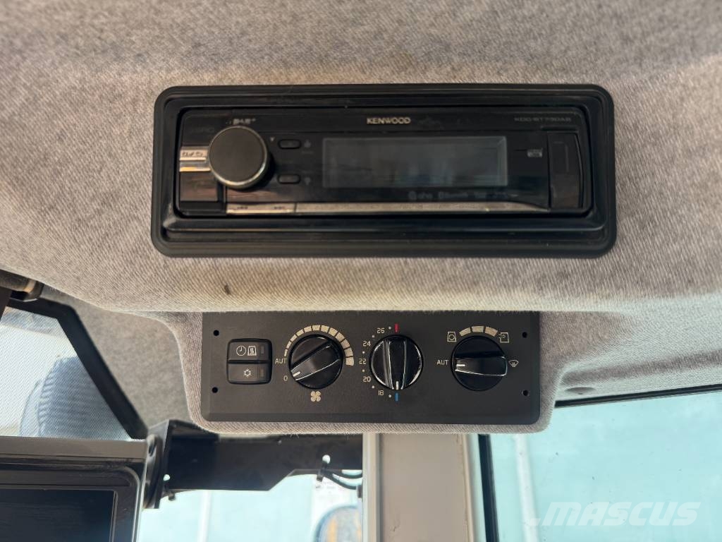 Volvo L 220 H Kolesni nakladalci