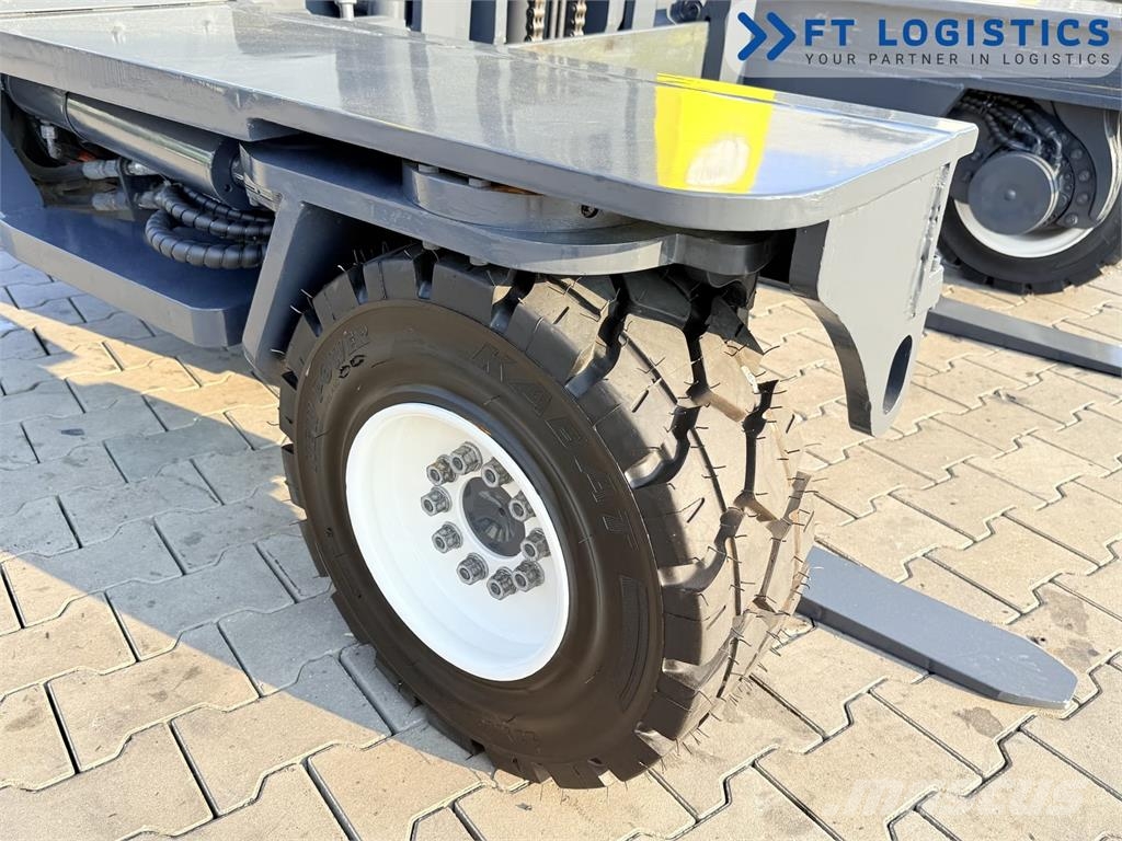 Combilift C3000XL | GAS | DUPLEX 4550 | FREE LIFT | FORK POS Nelitietrukit