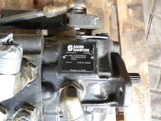 Thomas LE 130 CE Hidravlika
