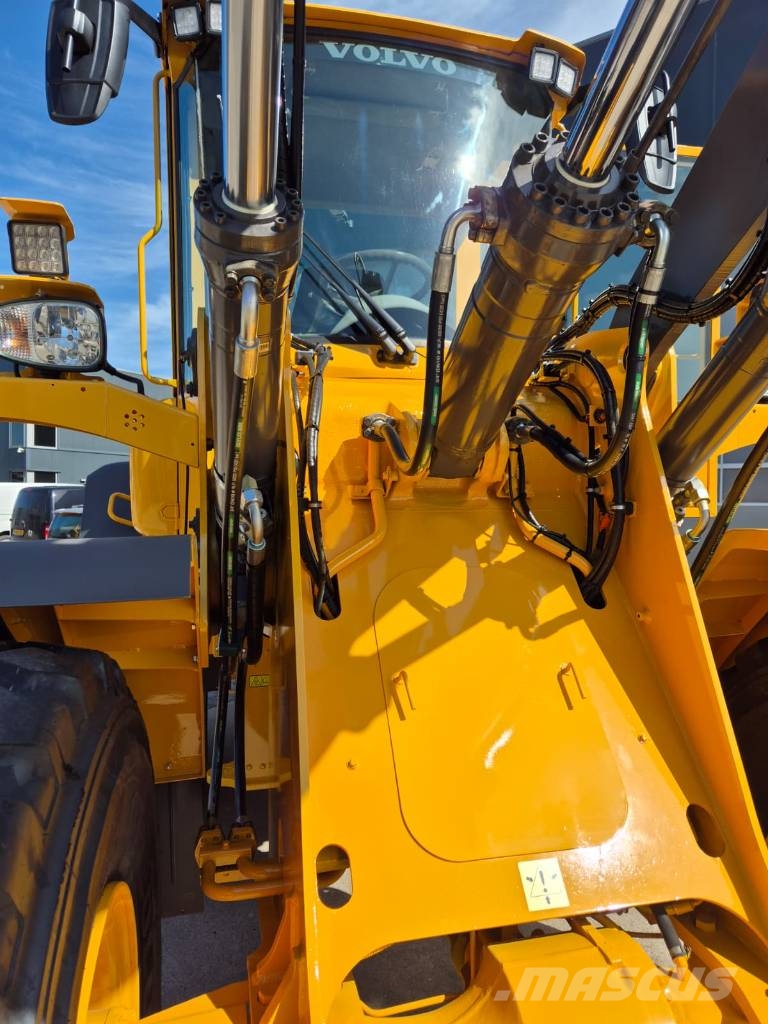 Volvo L60E NEW PAINT Kolesové nakladače
