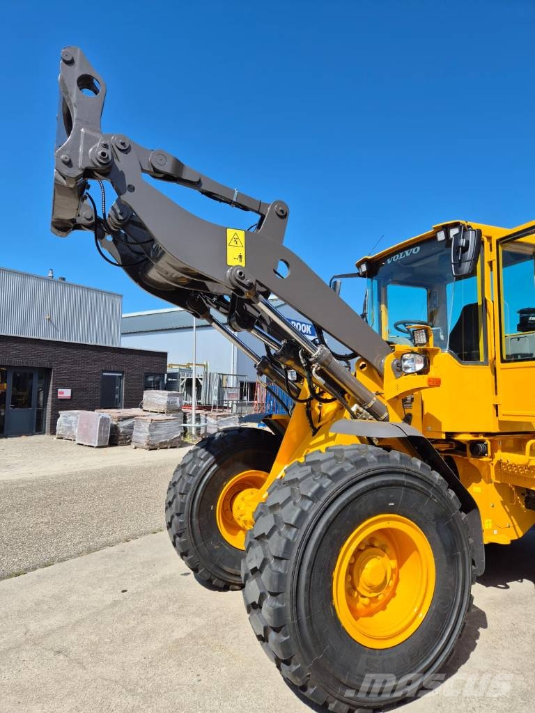 Volvo L60E NEW PAINT Kolesové nakladače