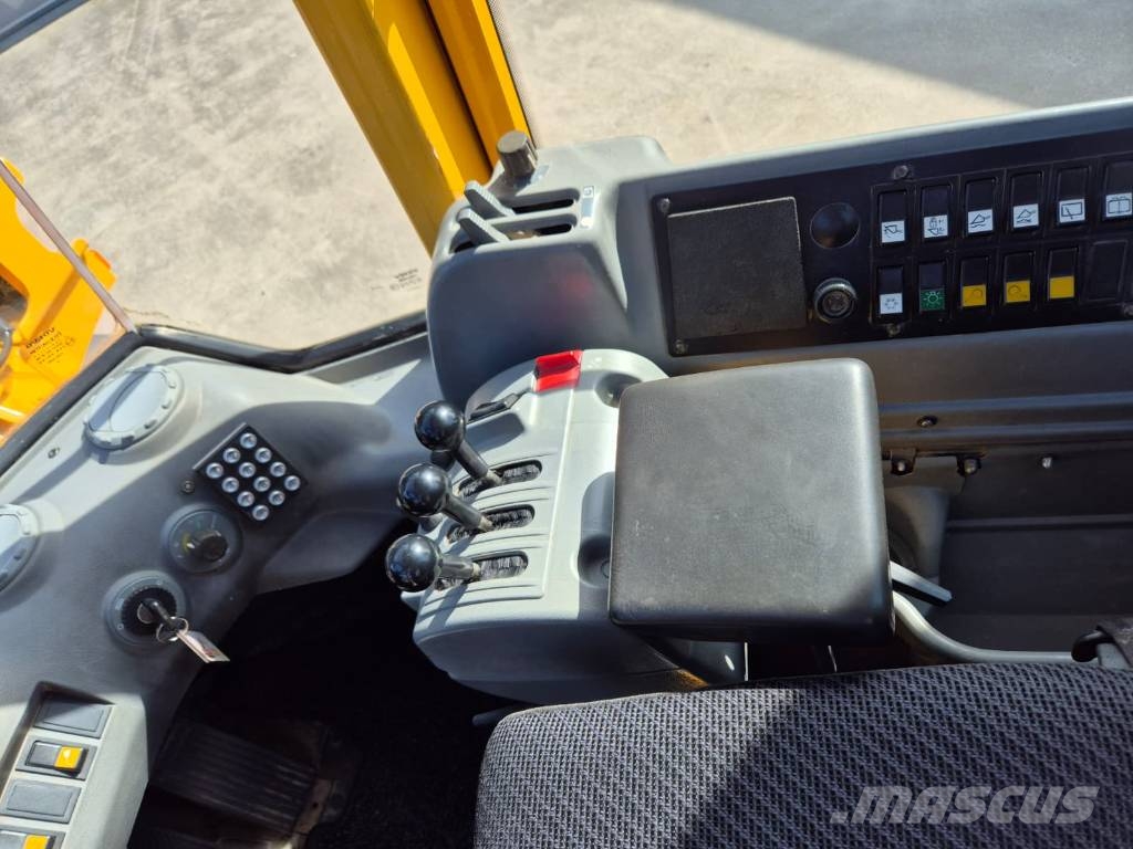 Volvo L60E NEW PAINT Kolesové nakladače
