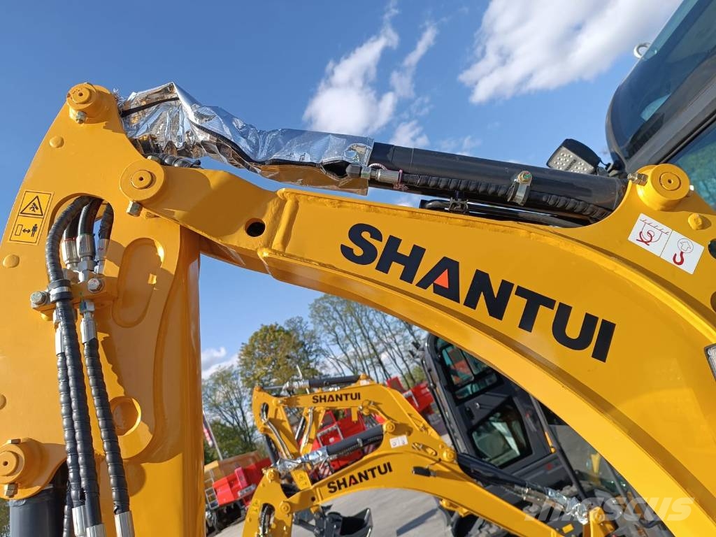 Shantui SE18SR 小型挖掘机