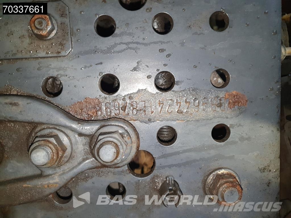 Mercedes-Benz Arocs 2651 6X4 ClassicSpace Big-Axle Hydraulic Тягачі