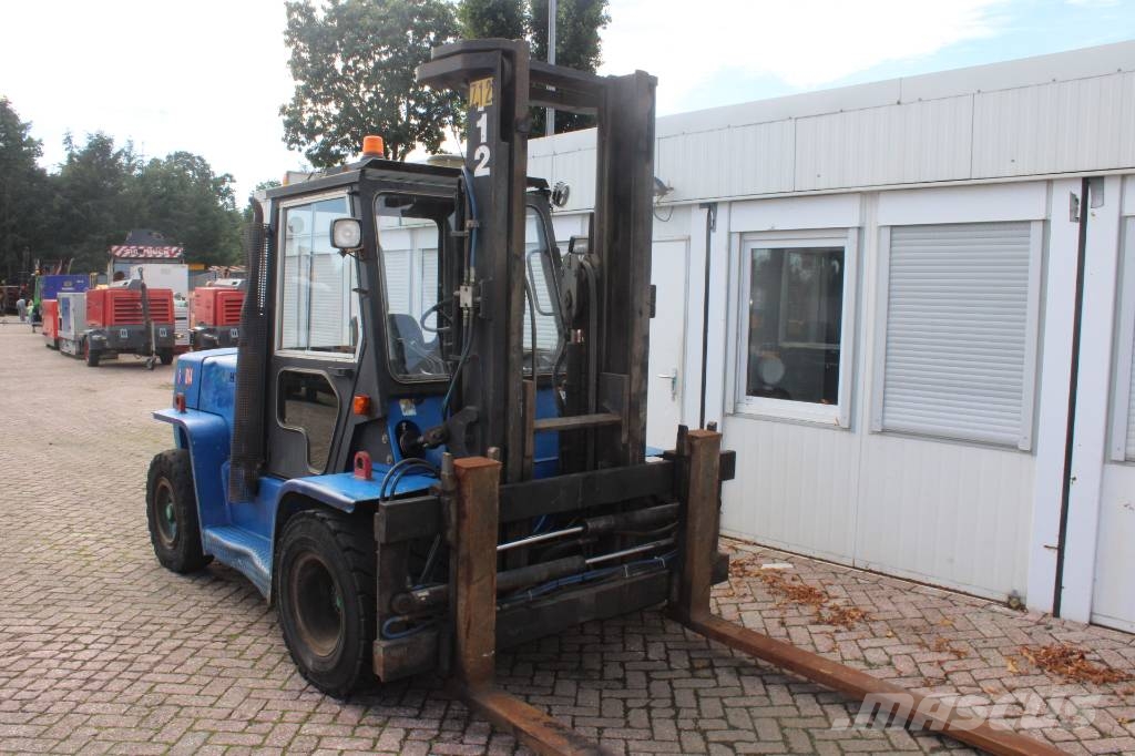 Hyster H 7.00 XL FREE LIFT شاحنات الديزل