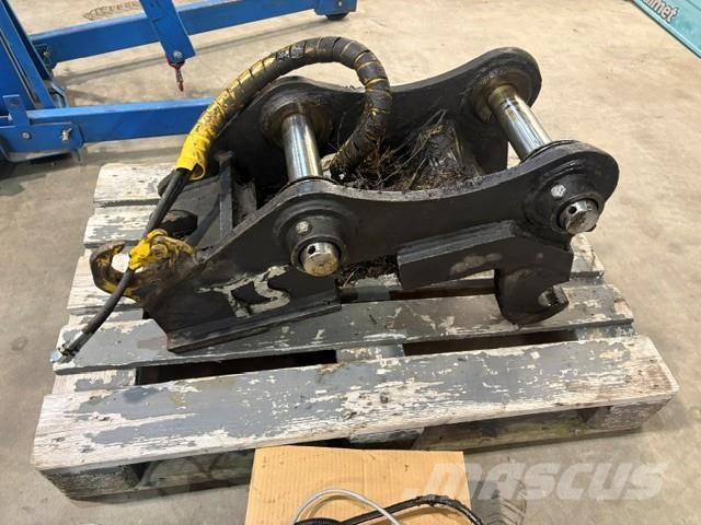 Engcon EC20 PIHDEILLÄ+KIINNIKE NTP10/NTP10 Rotators