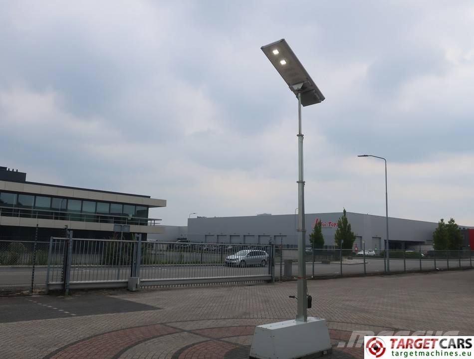 Trime X-Pole Solar Panel 50W Led Tower Light 조명타워