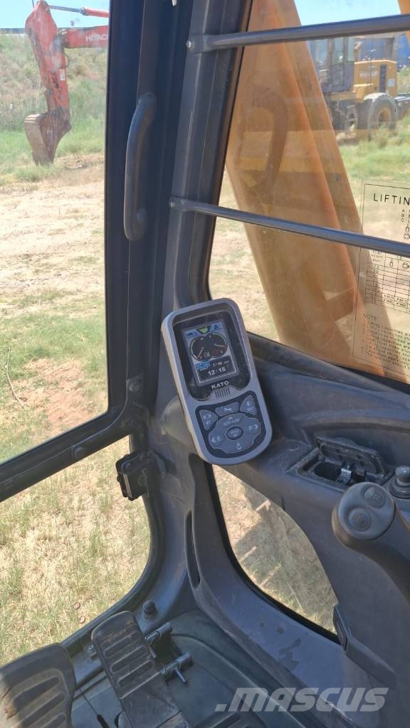Kato HD 820 / Used Excavator Excavadoras sobre orugas