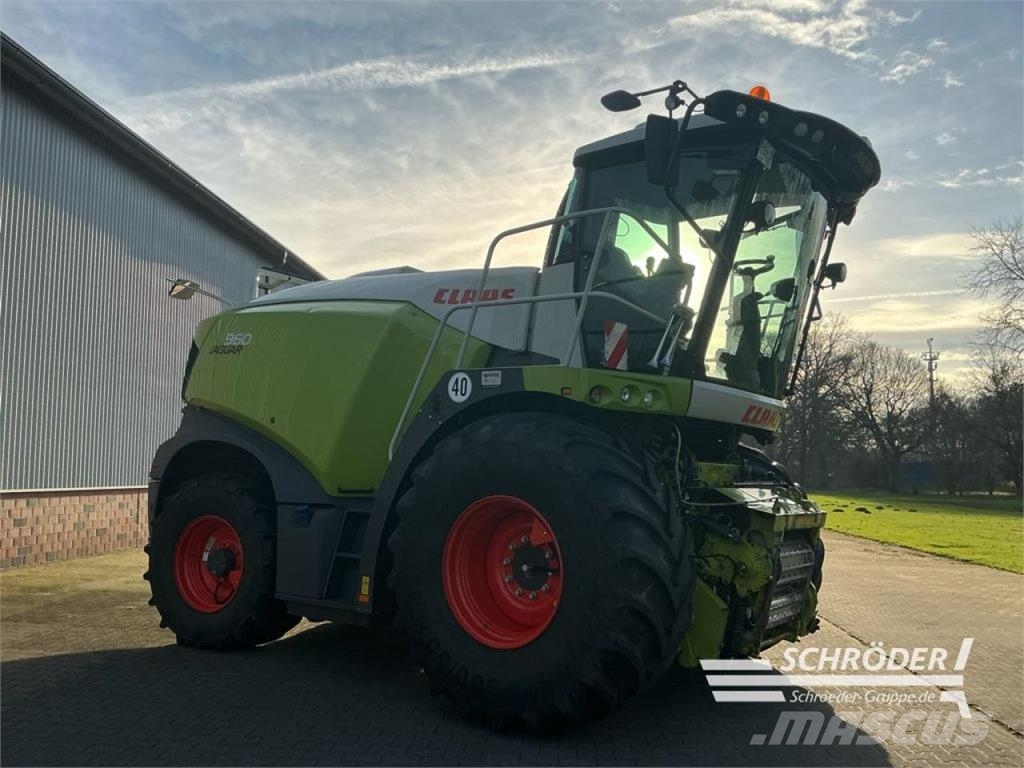 CLAAS JAGUAR 960 + ORBIS 900 + PICKUP 300 Samochodné kosačky