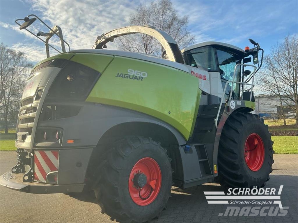 CLAAS JAGUAR 960 + ORBIS 900 + PICKUP 300 Samochodné kosačky