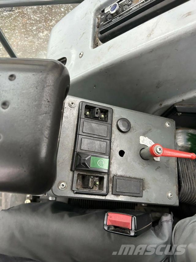 Kramer 480 Rataslaadurid
