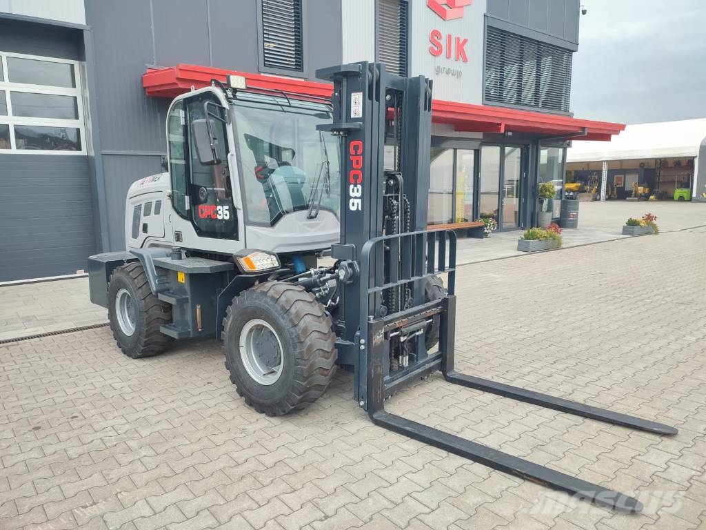 JQ Power Targonca terepre 3,5 t - CPC35, 4×4 Stivuitor diesel