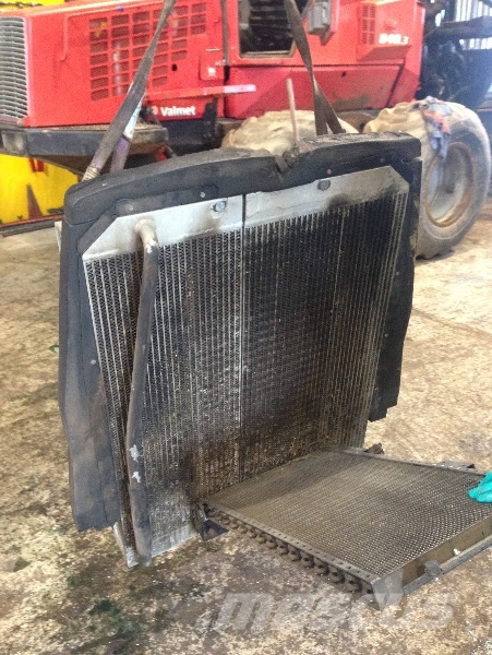 Valmet 911.1 coolers and rad Двигуни