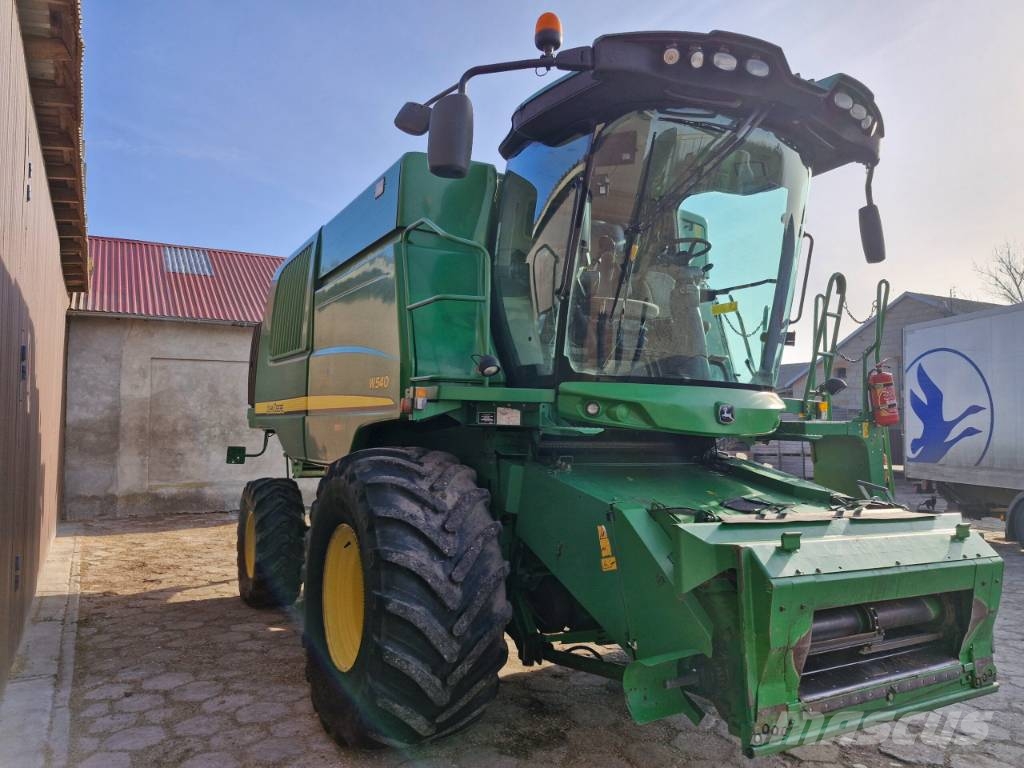 John Deere W 540 Skurtreskere