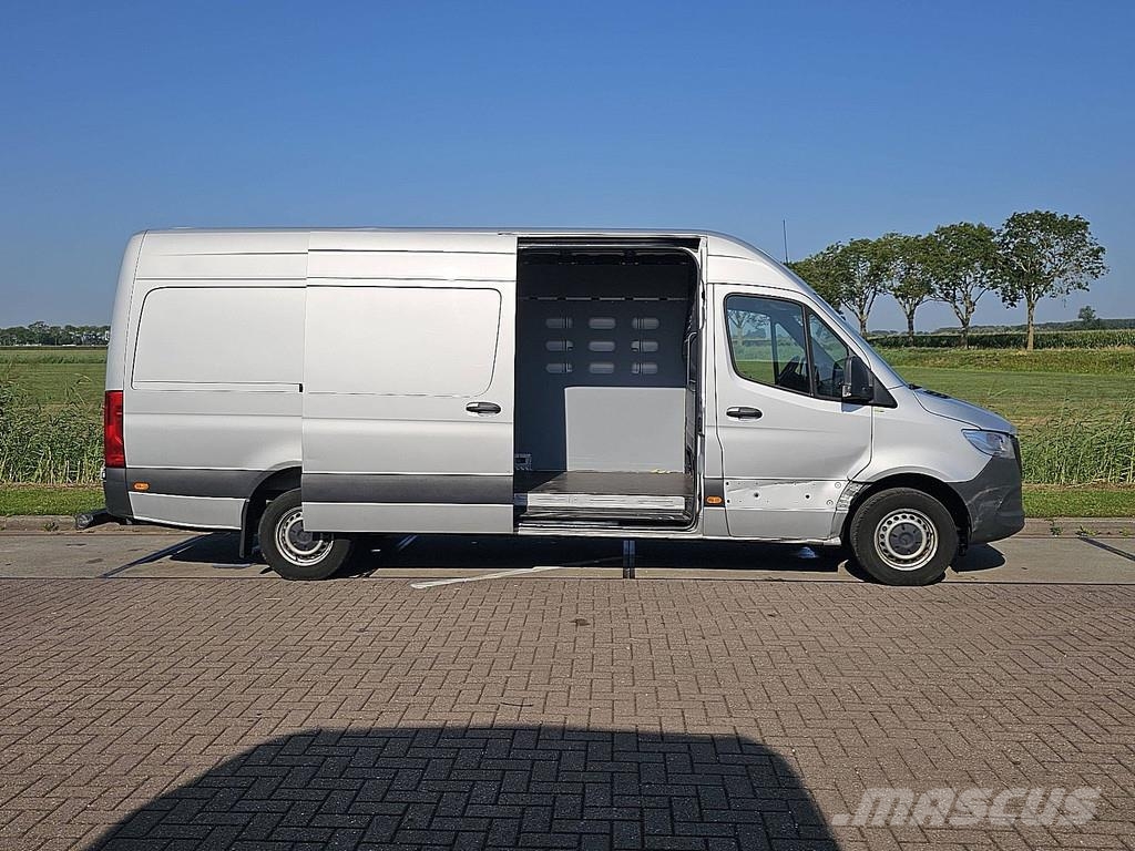 Mercedes-Benz Sprinter 317 ac automaat EURO6 شاحنة مقفلة