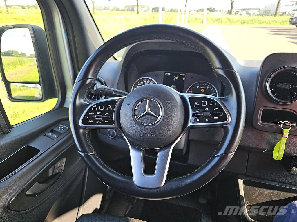 Mercedes-Benz Sprinter 317 ac automaat EURO6 شاحنة مقفلة