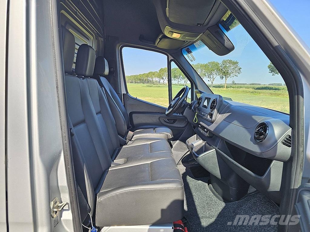 Mercedes-Benz Sprinter 317 ac automaat EURO6 شاحنة مقفلة