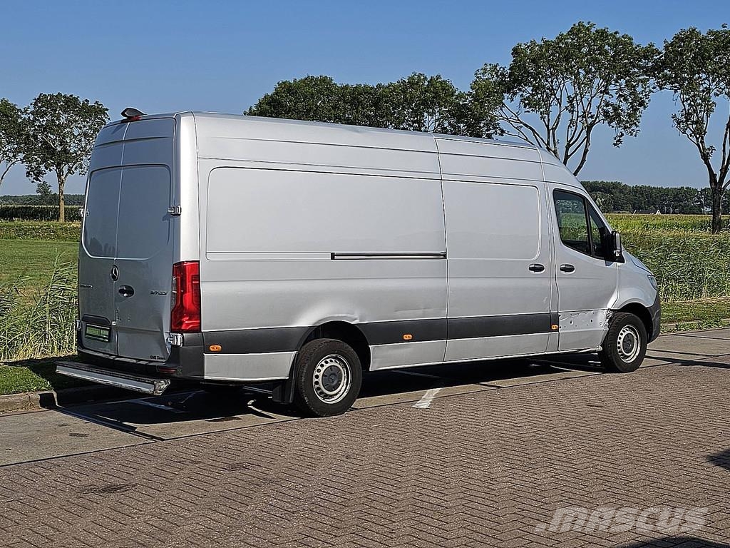 Mercedes-Benz Sprinter 317 ac automaat EURO6 شاحنة مقفلة