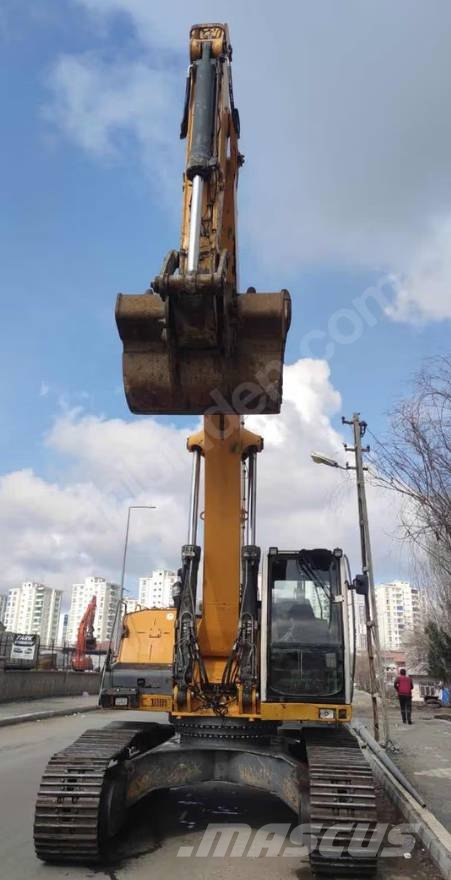 Liebherr R 944 C Lánctalpas kotrók
