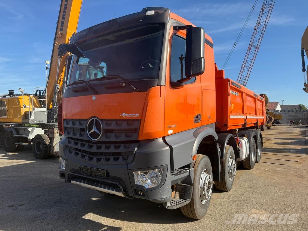 Mercedes-Benz Actros 4148 . Camiones bañeras basculantes o volquetes
