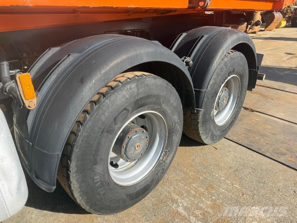 Mercedes-Benz Actros 4148 . Kipper