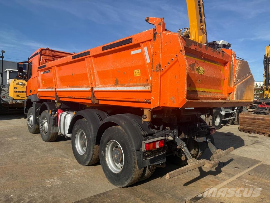 Mercedes-Benz Actros 4148 . Camiones bañeras basculantes o volquetes