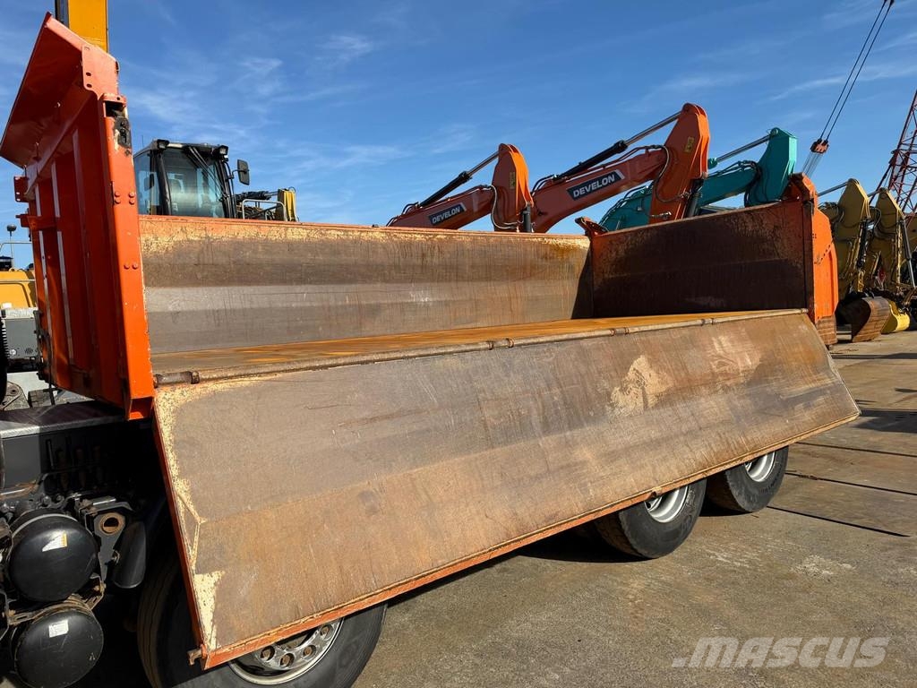Mercedes-Benz Actros 4148 . Camiones bañeras basculantes o volquetes